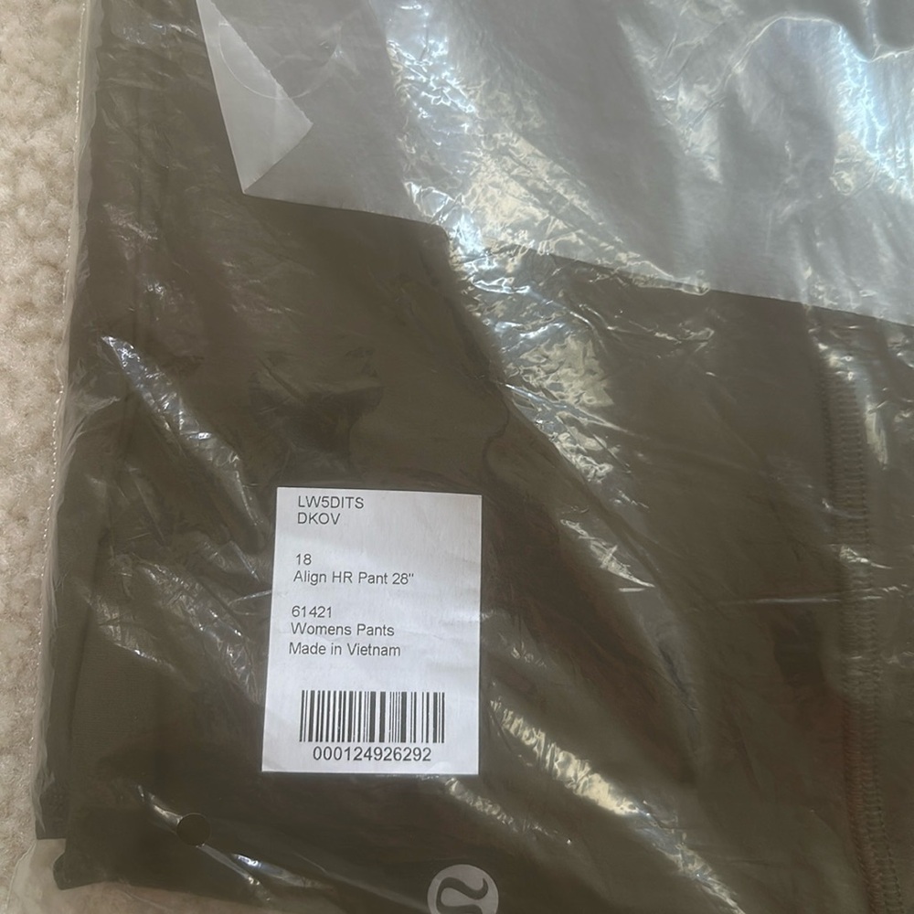 brand new lulu lemon align high rise pants 28 inch black size 18